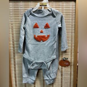 Chick pea Halloween 2pc set Sz 6/9 mths